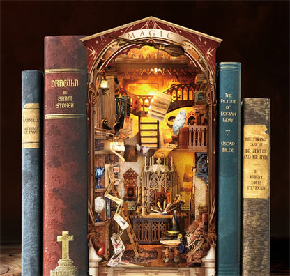 DIY Wizarding World Booknook(Free shipping)