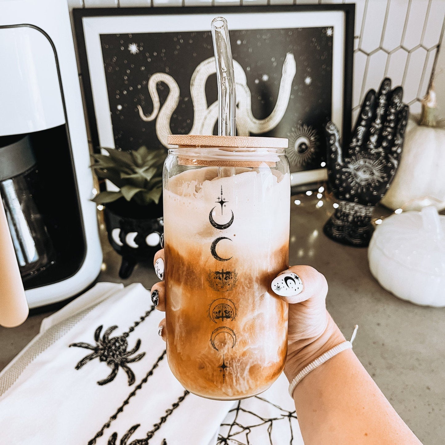 Fourth Wing Glass Tumbler, Iced Coffee Cup, Book Lover Gift, Fantasy Genre Coffee Mug, Dragon Rider Cup, Basgiath War College